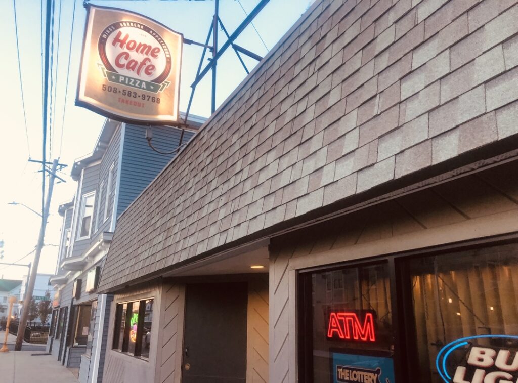 21 reasons why South Shore bar pizza is America's most delicious